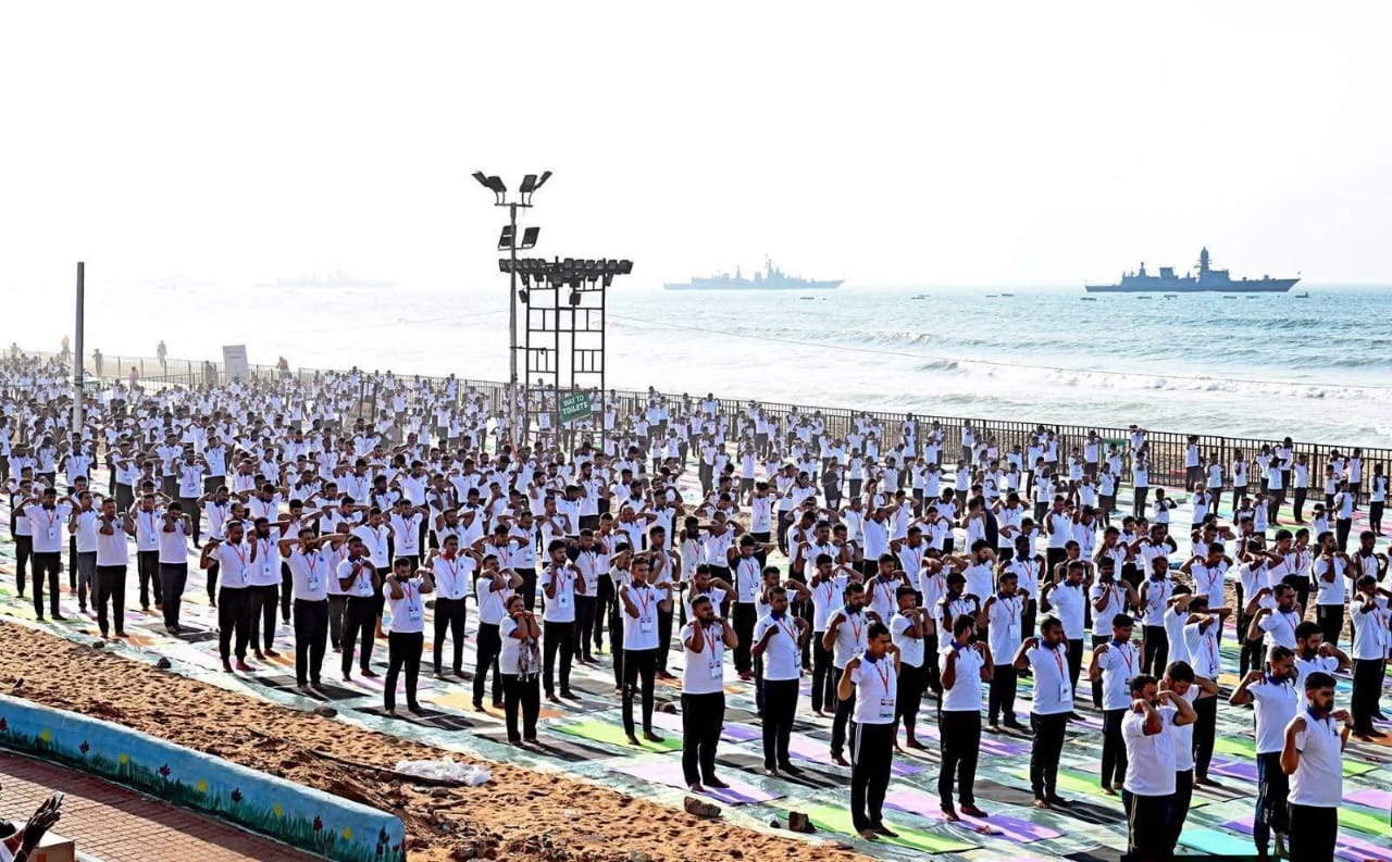 Yogandhra 2025 June 21st at Vizag Beach Road 750+Miracle Students , Staff Participated in Yoga Activity