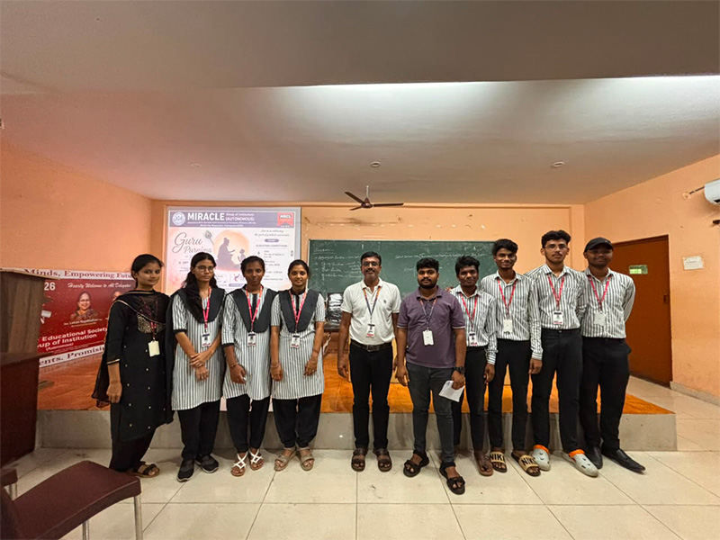 MES Pays Tribute to Gurus on Guru Purnima